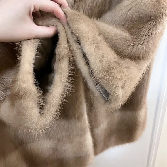Mink fur coat - Picture 14 of 14